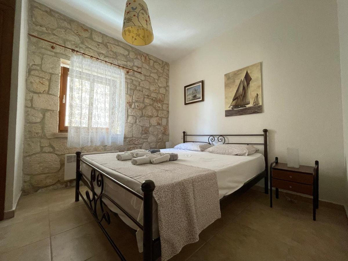 Jordan'S Stone House Villa Siviri Exterior photo