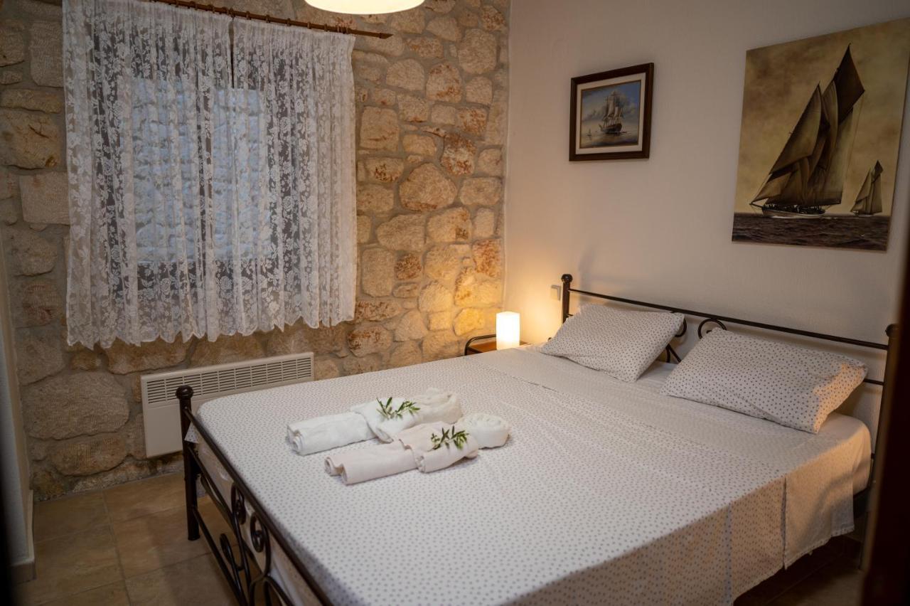Jordan'S Stone House Villa Siviri Exterior photo