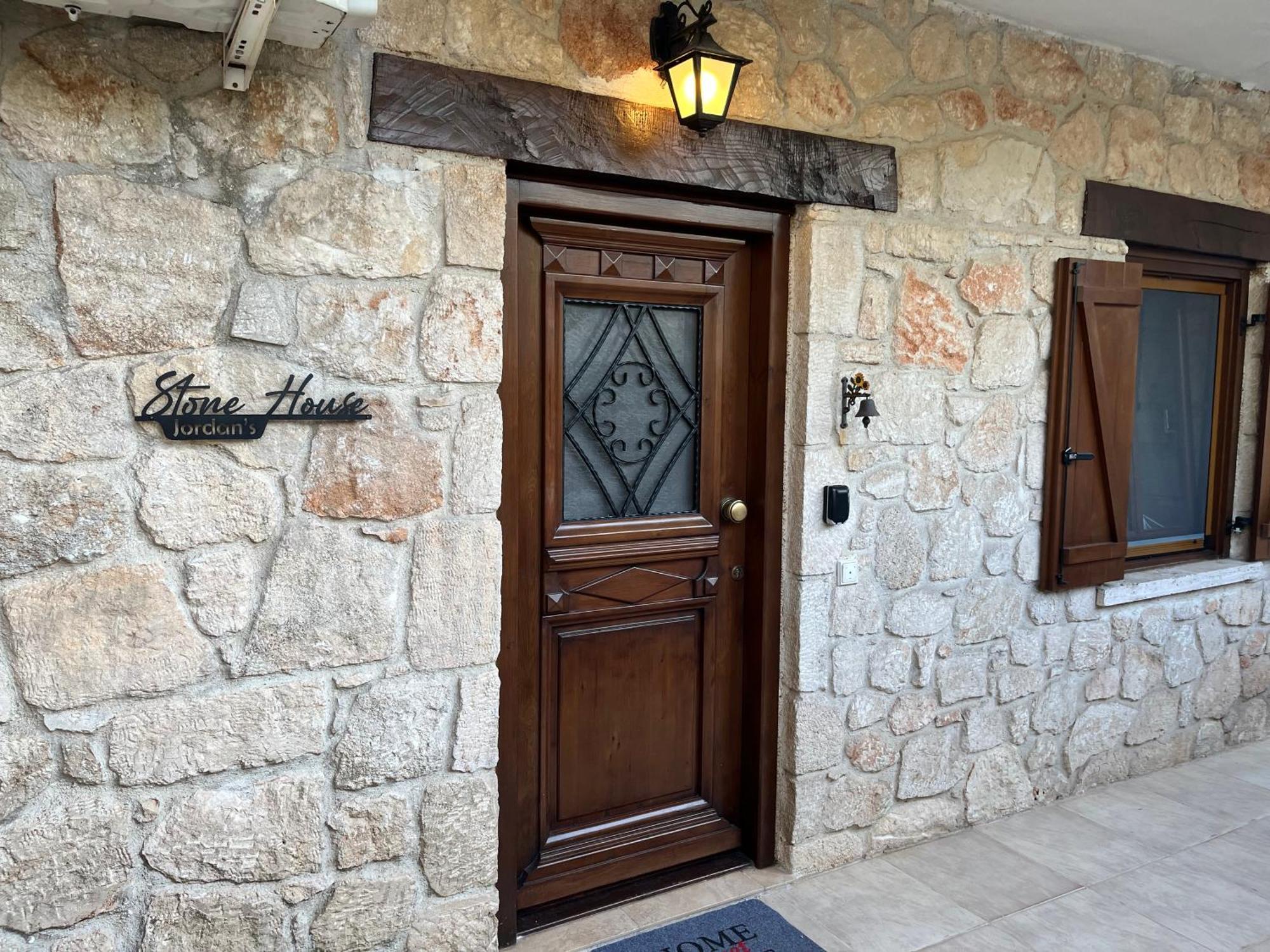 Jordan'S Stone House Villa Siviri Exterior photo