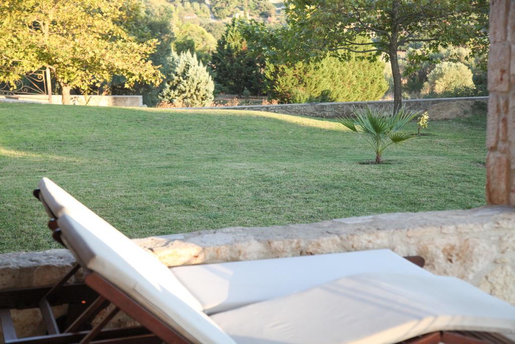 Jordan'S Stone House Villa Siviri Exterior photo