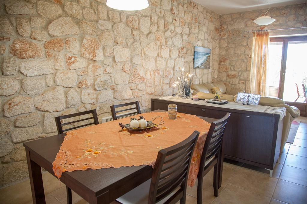 Jordan'S Stone House Villa Siviri Exterior photo